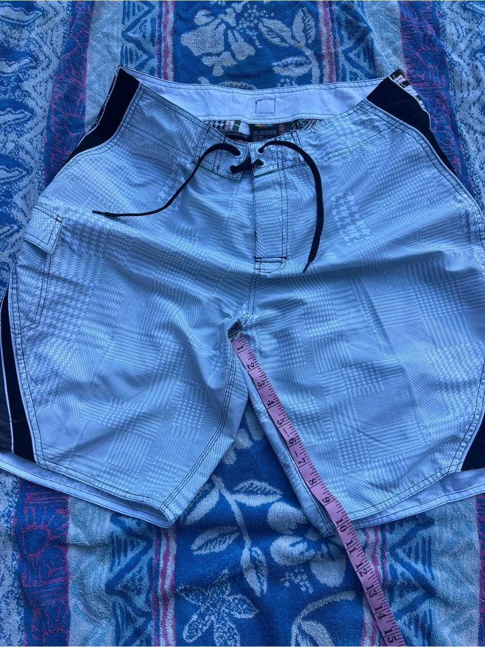 Vintage RS Surf Men's board shorts - patterned light grey-multi waistband